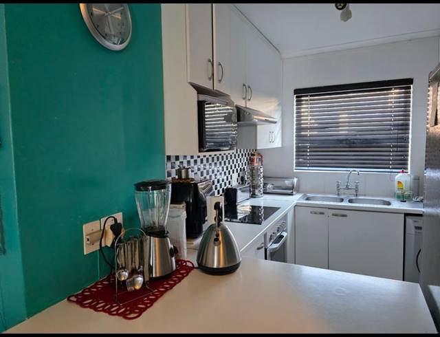 2 BEDROOM APARTMENT FOR SALE IN TOWNSEND ESTATE